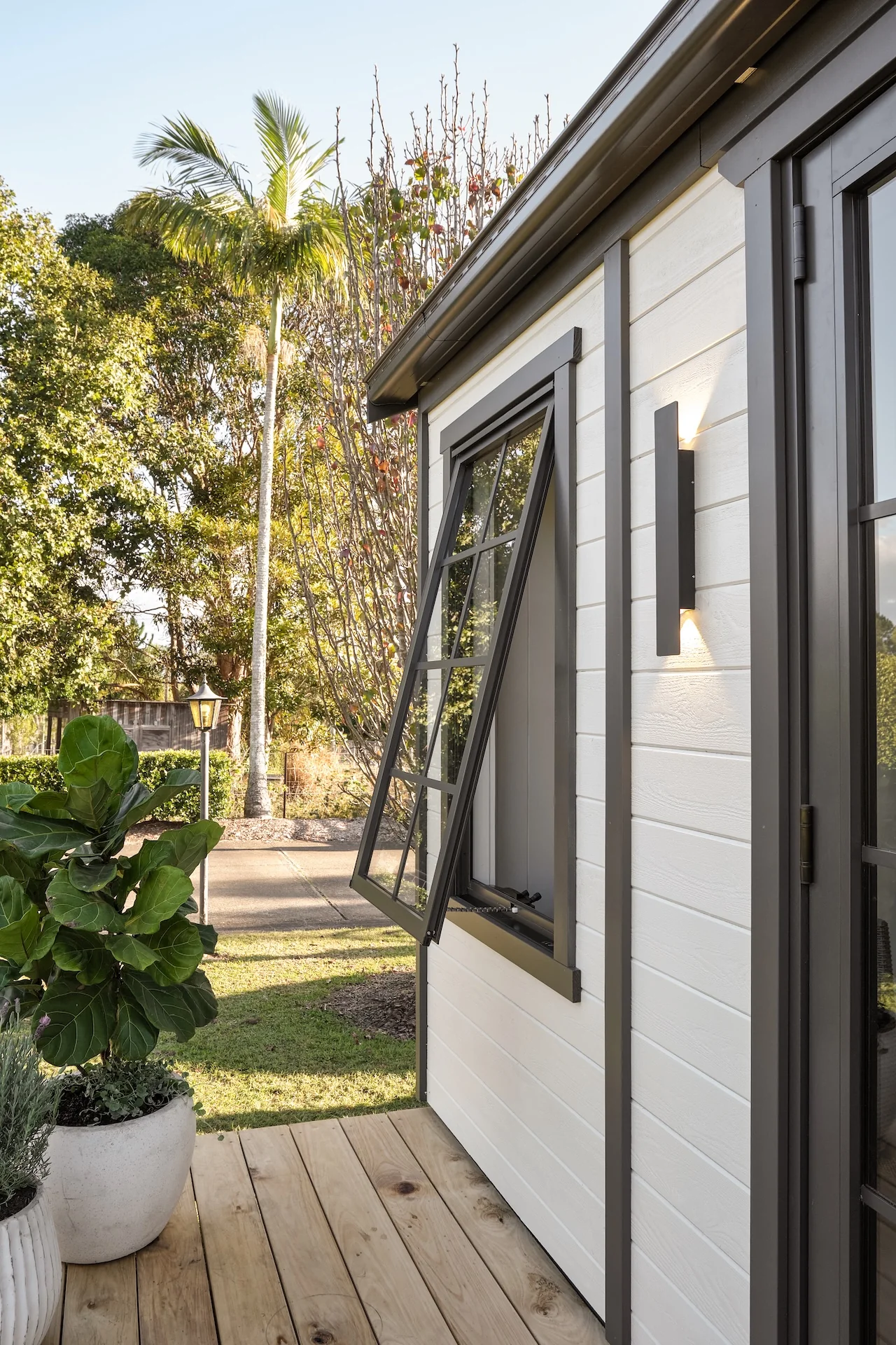 Bulimba 10x10 Cedar Timber Designer Studio - Image 9